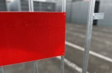 Dranghek 18 spijlen | Bevestiging popnagel rood