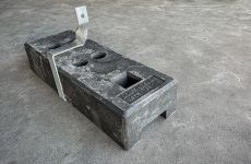 Anti uittilhaak | gecombineerd met kunststof voet 25