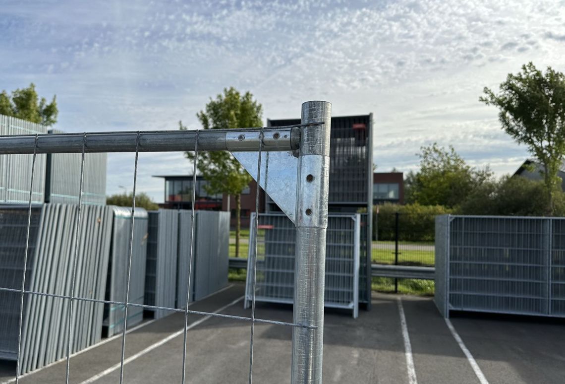 Bouwhek - 220 hoekversteviging