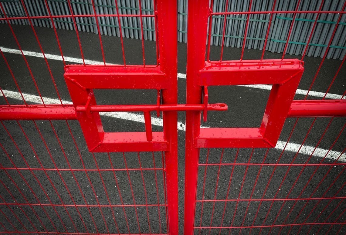 Bouwhekdeur dubbele voertuig deur - anti-climb rood