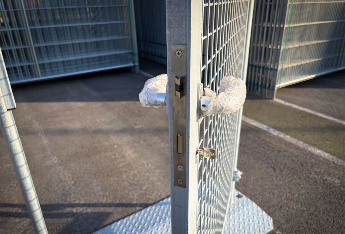 Bouwhek Poort zijkant inzicht slot