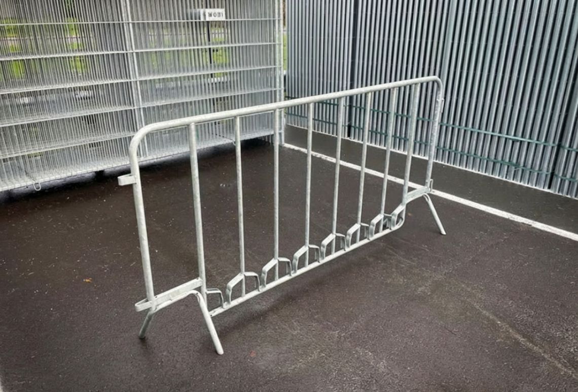 Dranghek | Fietsenrek | bumper niet geïnstalleerd