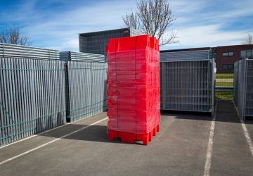 Water barrier gevuld 24 stuks Rood pallet